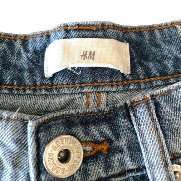 Embroidered H&M High Waist Blue Jean Button Fly Denim Shorts Distressed Size 8 - Picture 7 of 15